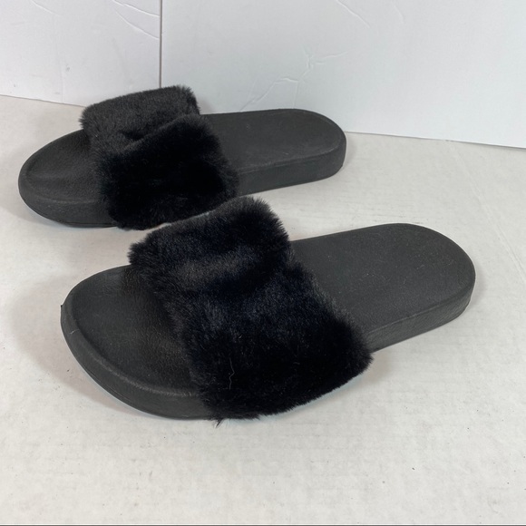 Black faux fur slides - Picture 3 of 6